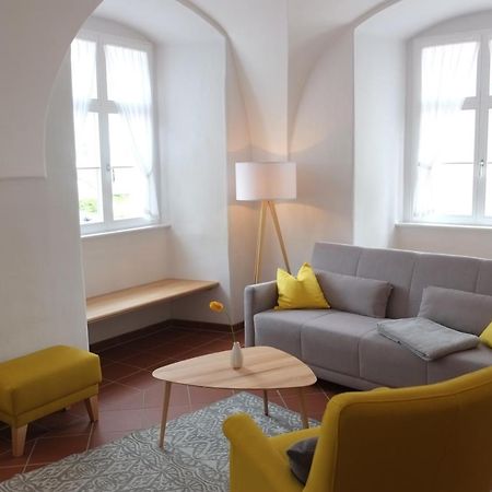 60Qm Wohnung Naabtal Im Historischen Pfarrhaus Pielenhofen Exterior foto